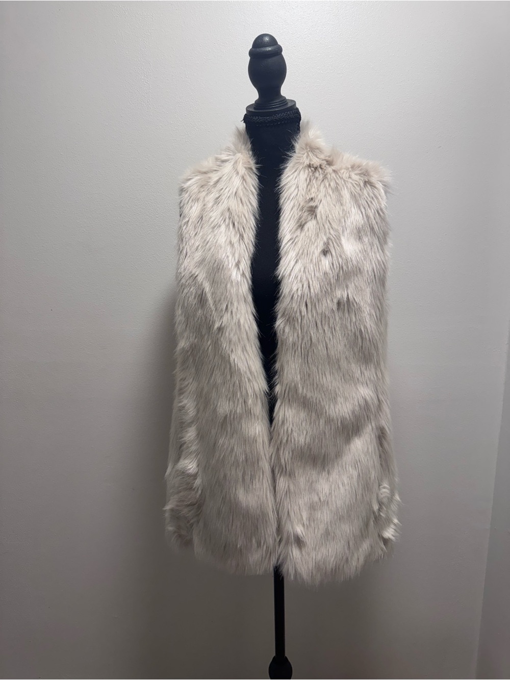 Banana Republic Cream Faux Fur Open-Front Vest